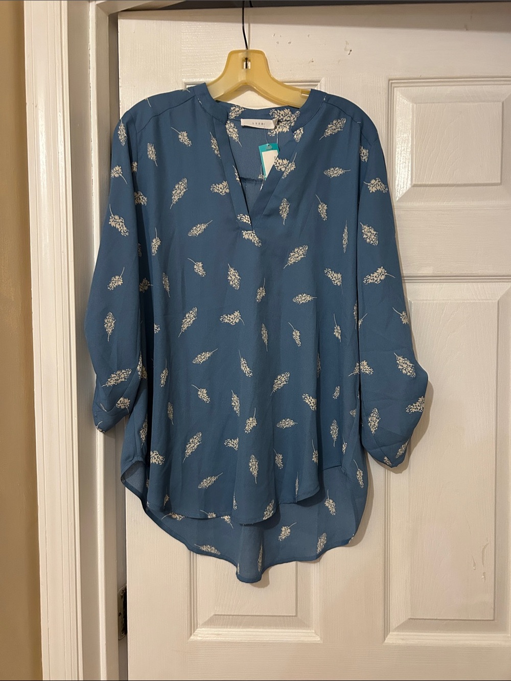 Vince Camuto Teal-Blue Floral Split-Neck Tunic